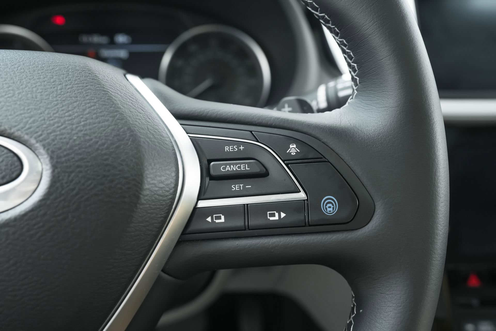 Used 2025 INFINITI QX50 Luxe image 15