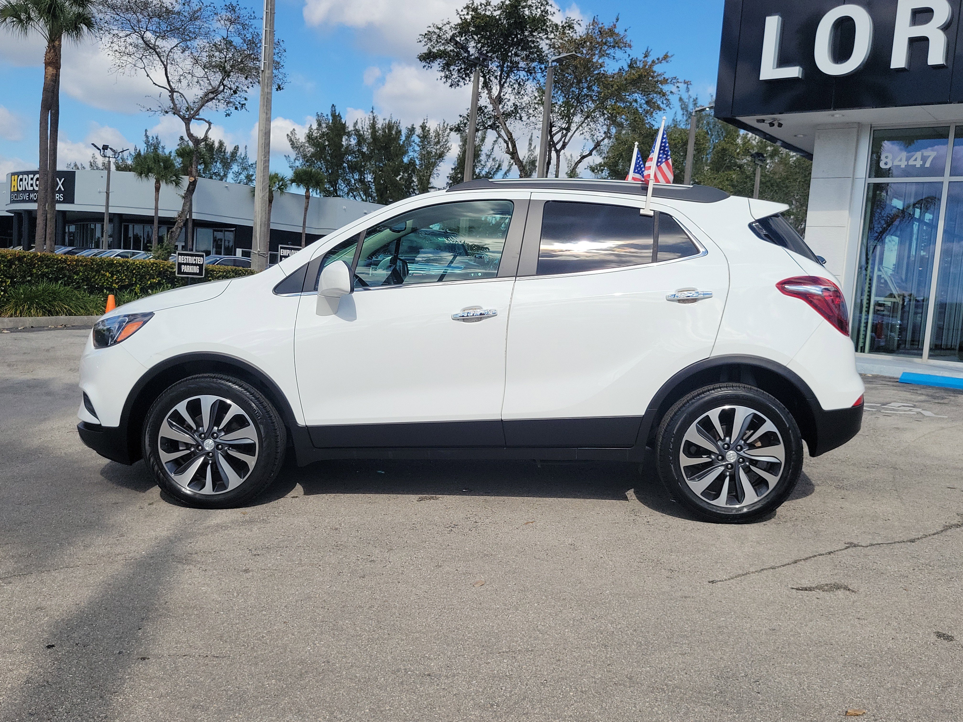 Used 2022 Buick Encore Preferred w/ Safety Package image 8