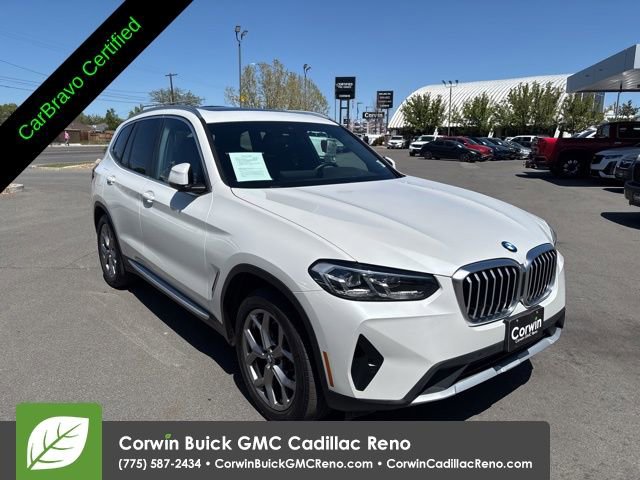 Used 2022 BMW X3 xDrive30i w/ Premium Package AWD/4WD image 3
