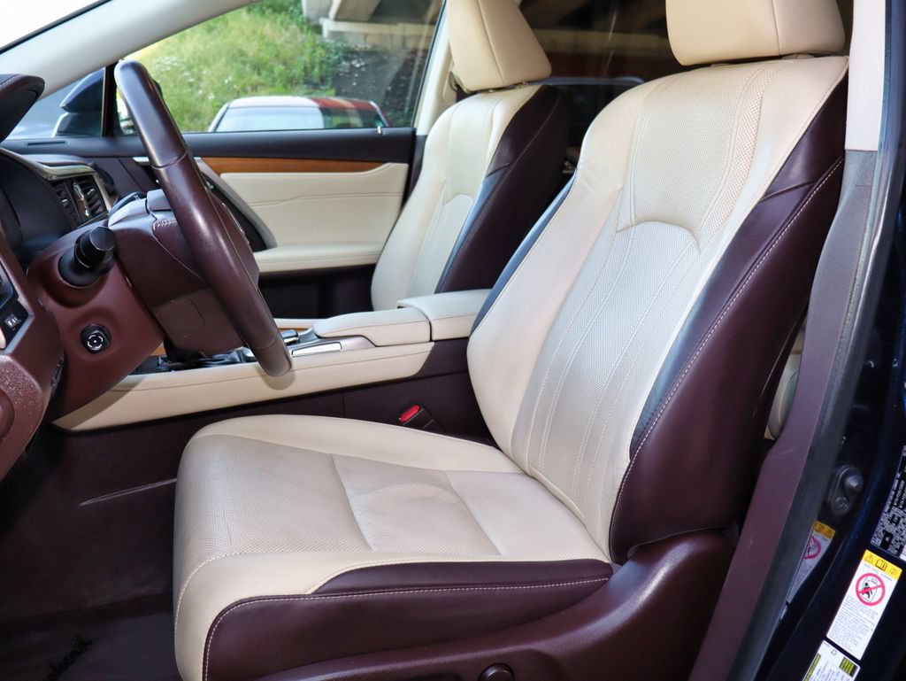 Used 2019 Lexus RX 450h AWD w/ Navigation Package image 18