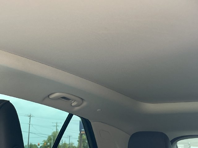 Used 2023 Buick Envision Avenir FWD image 18