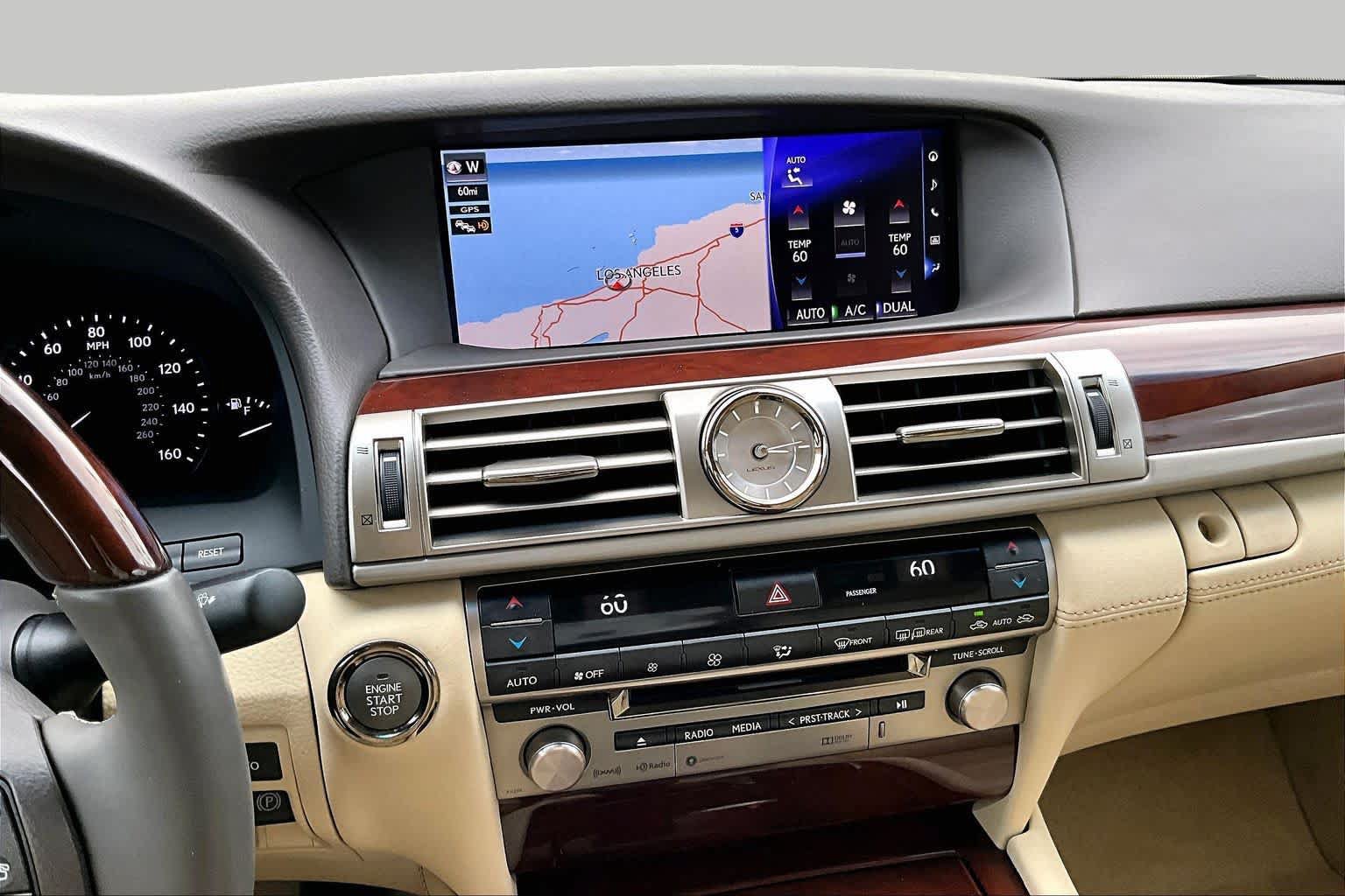 Used 2016 Lexus LS 460 w/ Comfort Package RWD image 6