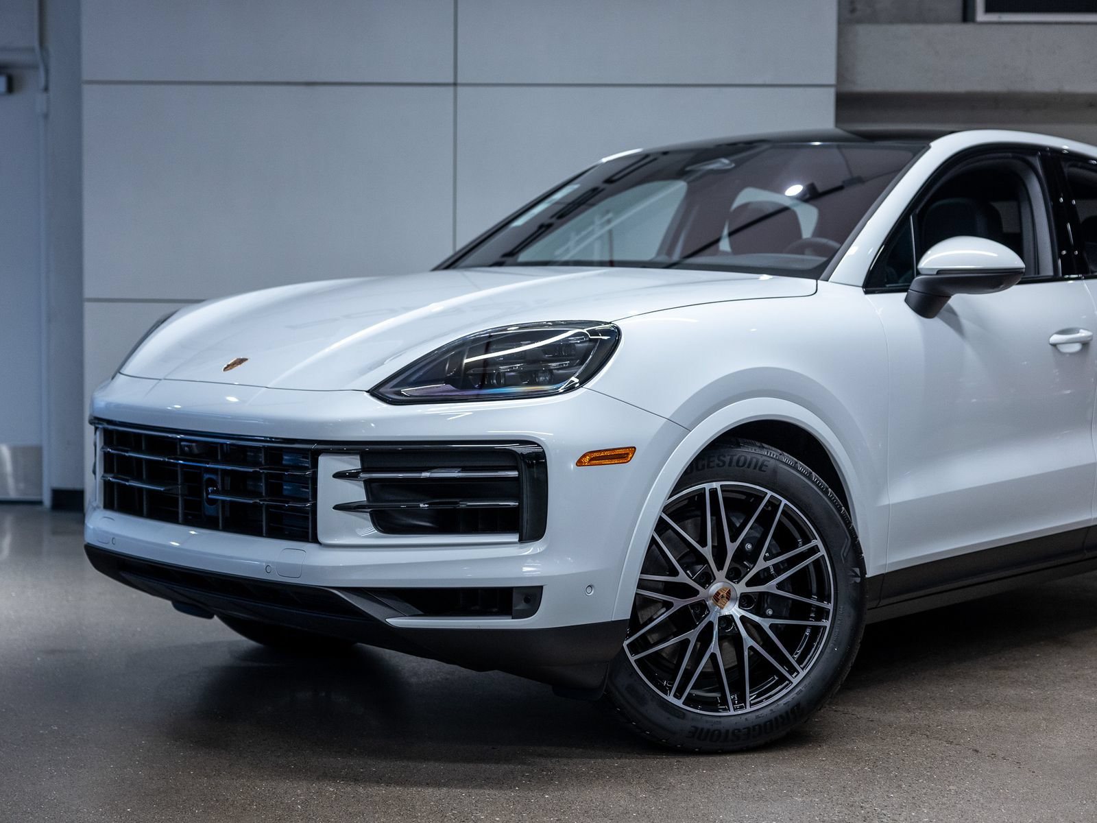 New 2026 Porsche Cayenne Coupe AWD/4WD image 22