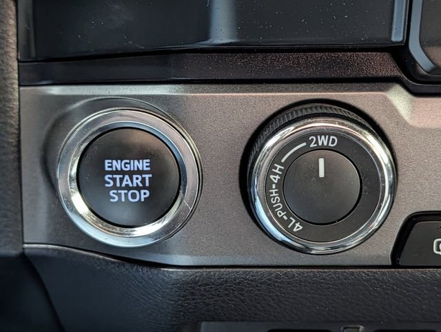 Used 2023 Toyota Tacoma TRD Off-Road w/ Technology Package AWD/4WD image 18