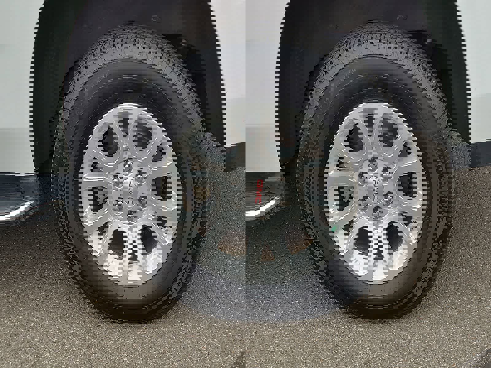 Used 2020 GMC Yukon SLT image 16