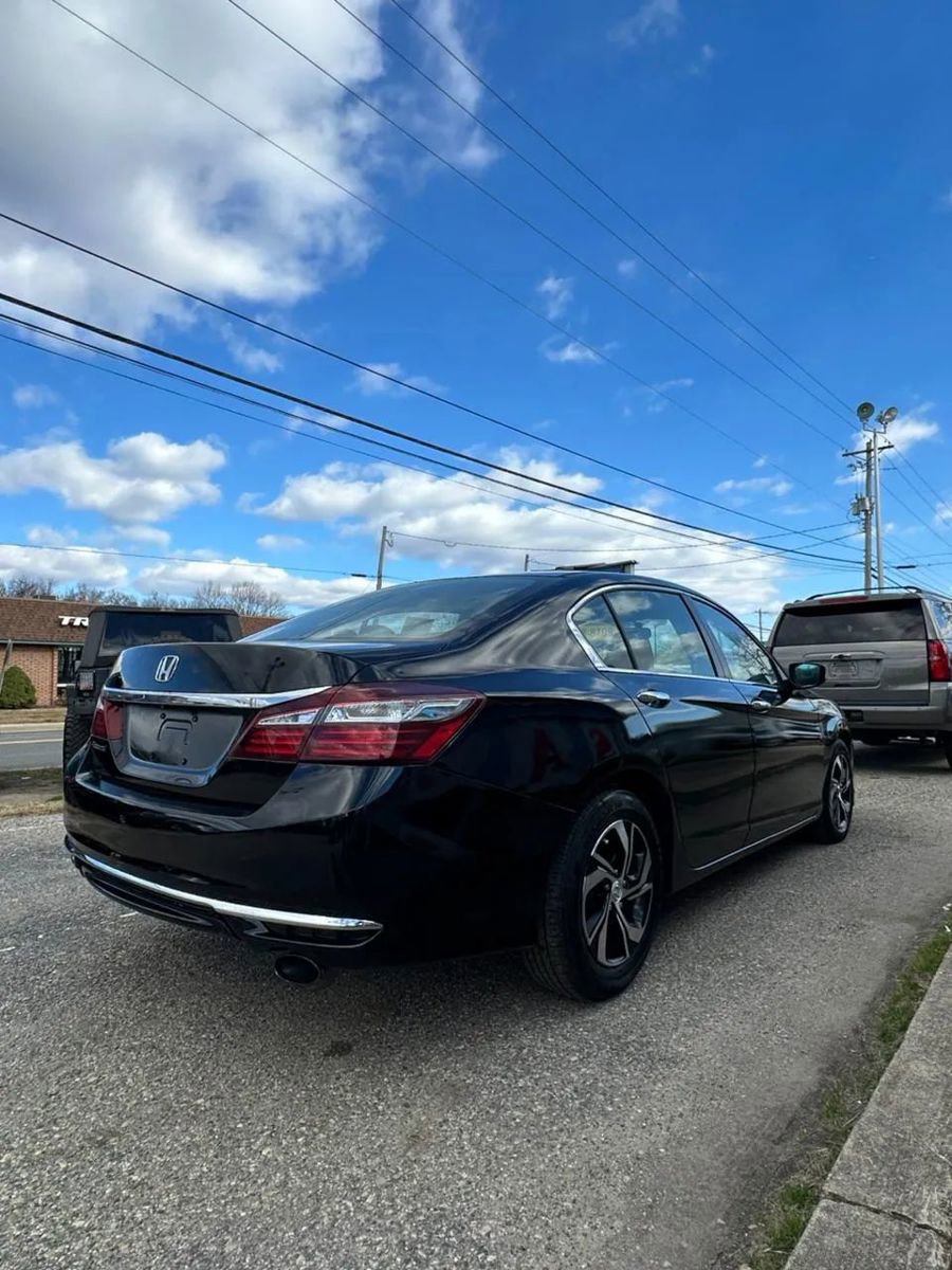 Used 2017 Honda Accord LX image 6