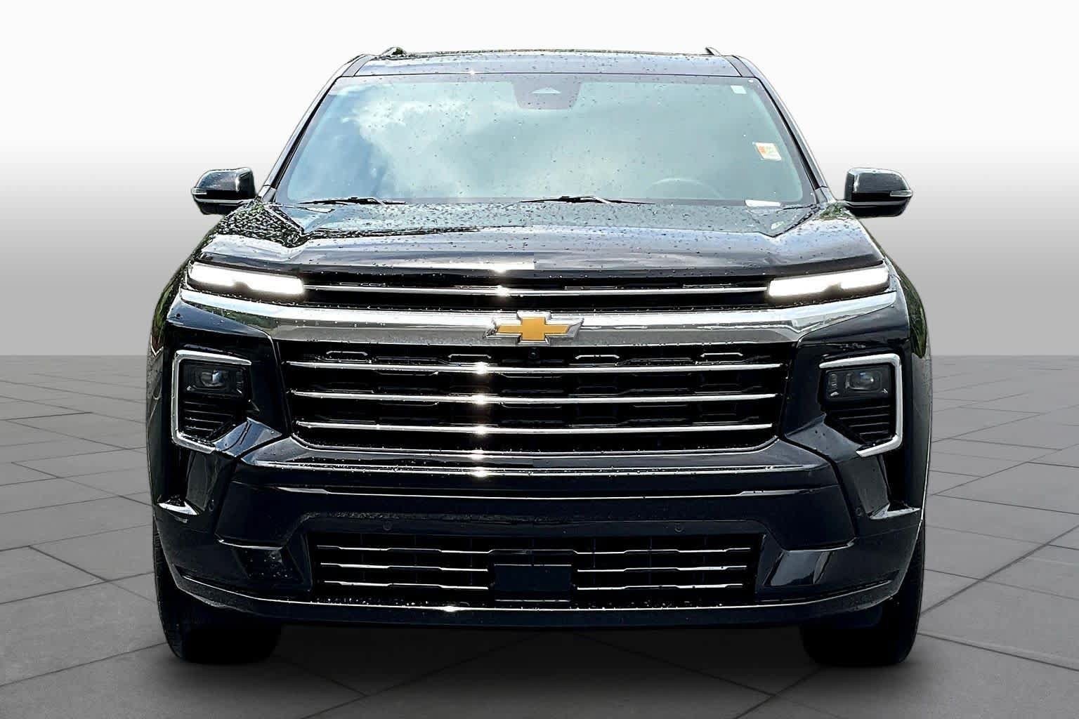 Used 2025 Chevrolet Traverse High Country w/ LPO, Floor Liner Package FWD image 7