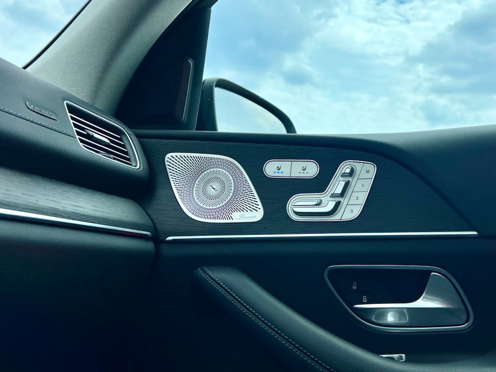 Certified 2026 Mercedes-Benz GLS 450 4MATIC image 43