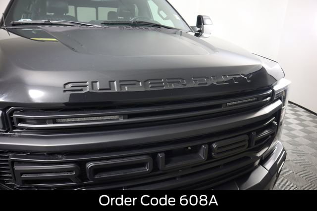 Used 2022 Ford F250 Lariat w/ Black Appearance Package image 24