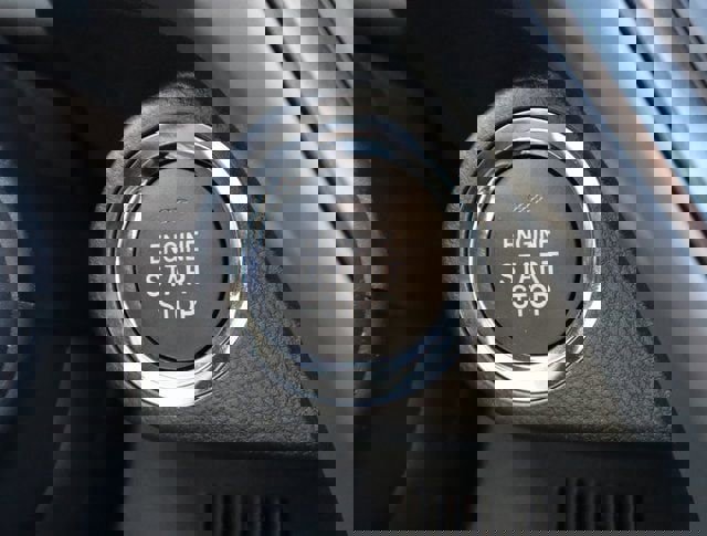 Certified 2025 Subaru Crosstrek 2.5i Limited w/ Popular Package #4A image 13