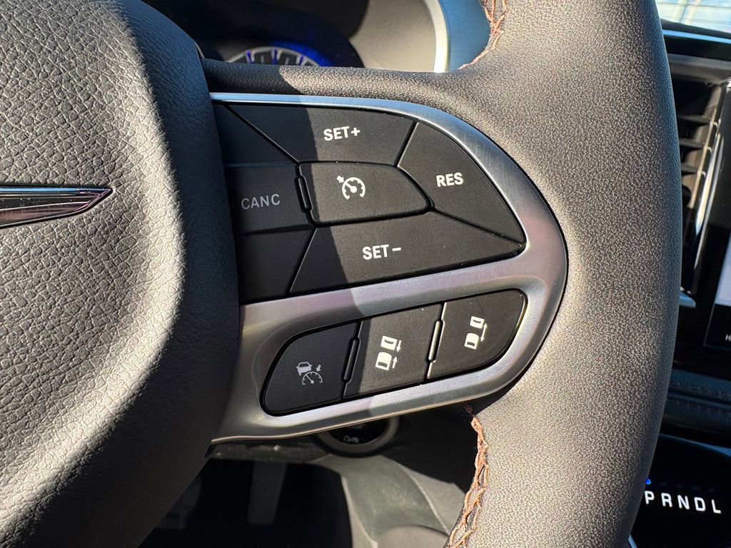 New 2026 Chrysler Pacifica Pinnacle w/ Trailer Tow Group image 22