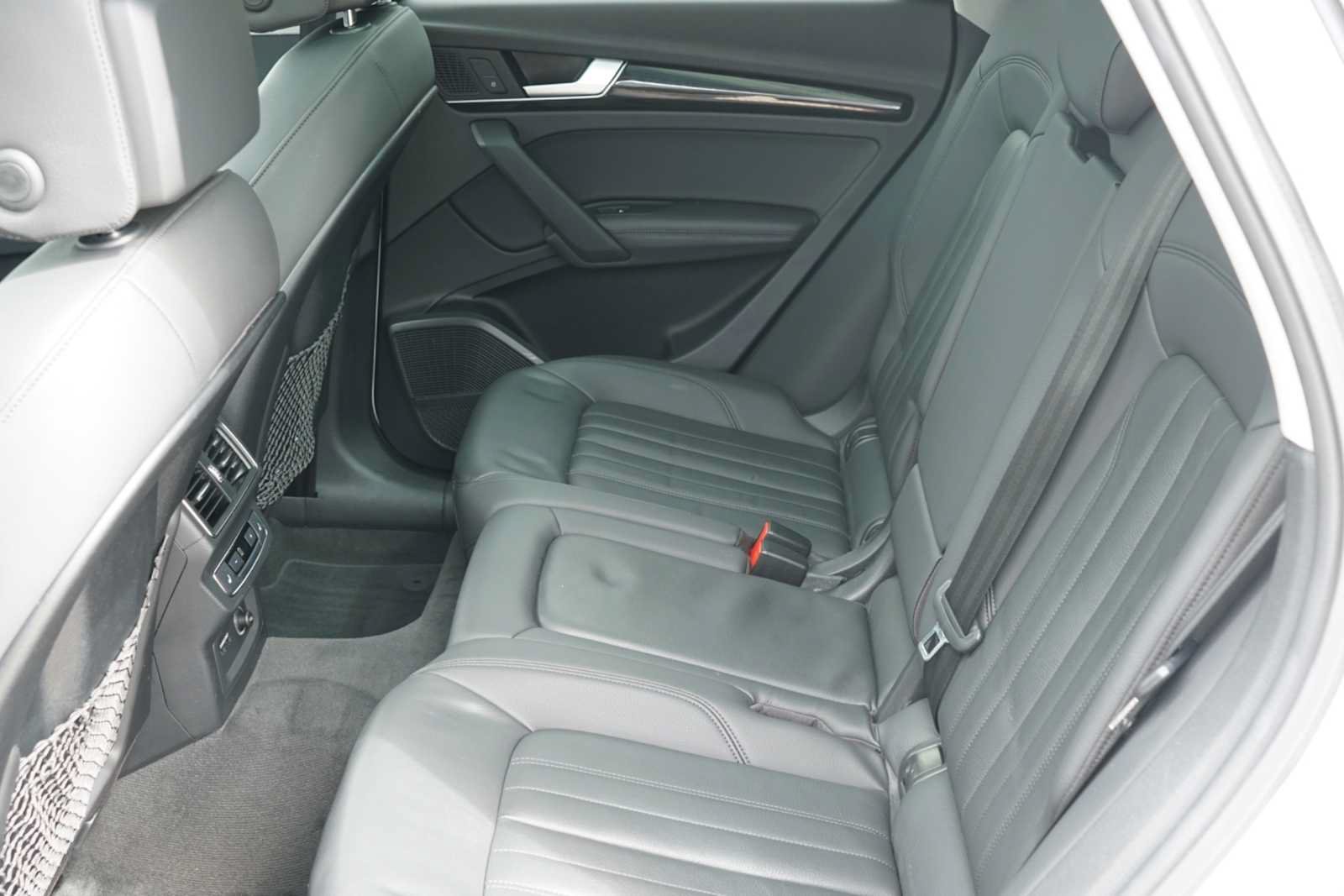 Used 2019 Audi Q5 2.0T Premium Plus w/ Premium Plus Package AWD/4WD image 21