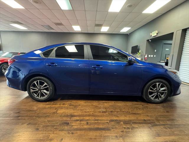 Used 2022 Kia Forte LXS image 6