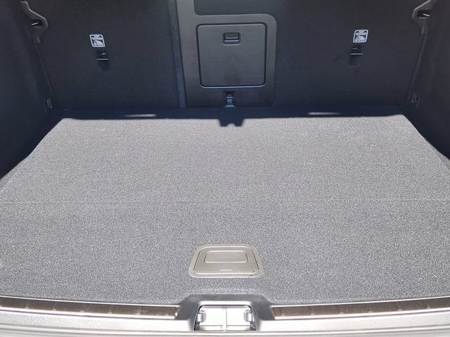 New 2026 Volvo XC60 T8 Ultra w/ Protection Package Premier AWD/4WD image 17