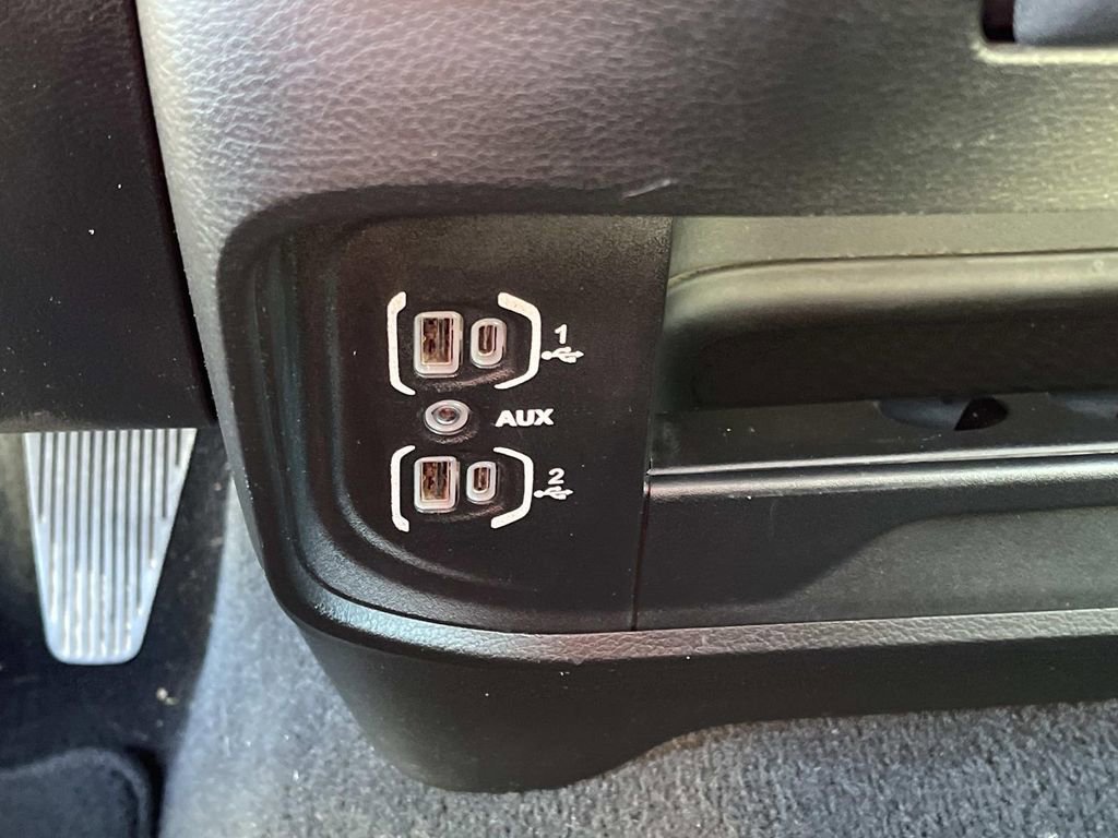 Used 2023 RAM 2500 Big Horn w/ Level 1 Equipment Group image 31