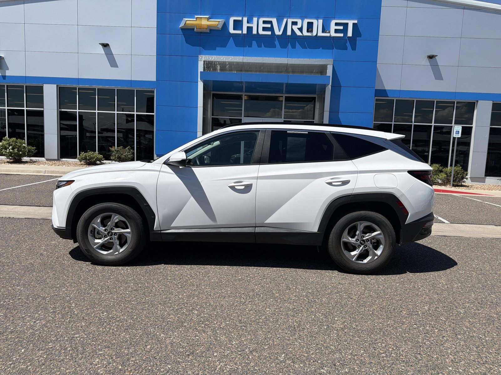 Used 2024 Hyundai Tucson SEL AWD/4WD image 2