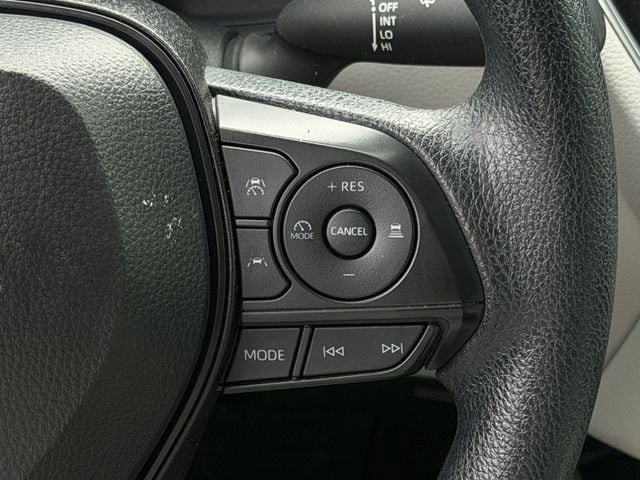 Used 2024 Toyota Corolla Cross L FWD image 14