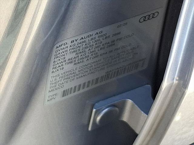 Certified 2025 Audi Q5 Premium w/ 19" Wheel Package image 27