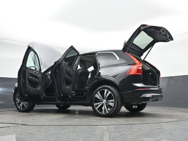 Used 2023 Volvo XC60 B5 Plus w/ Climate Package AWD/4WD image 54