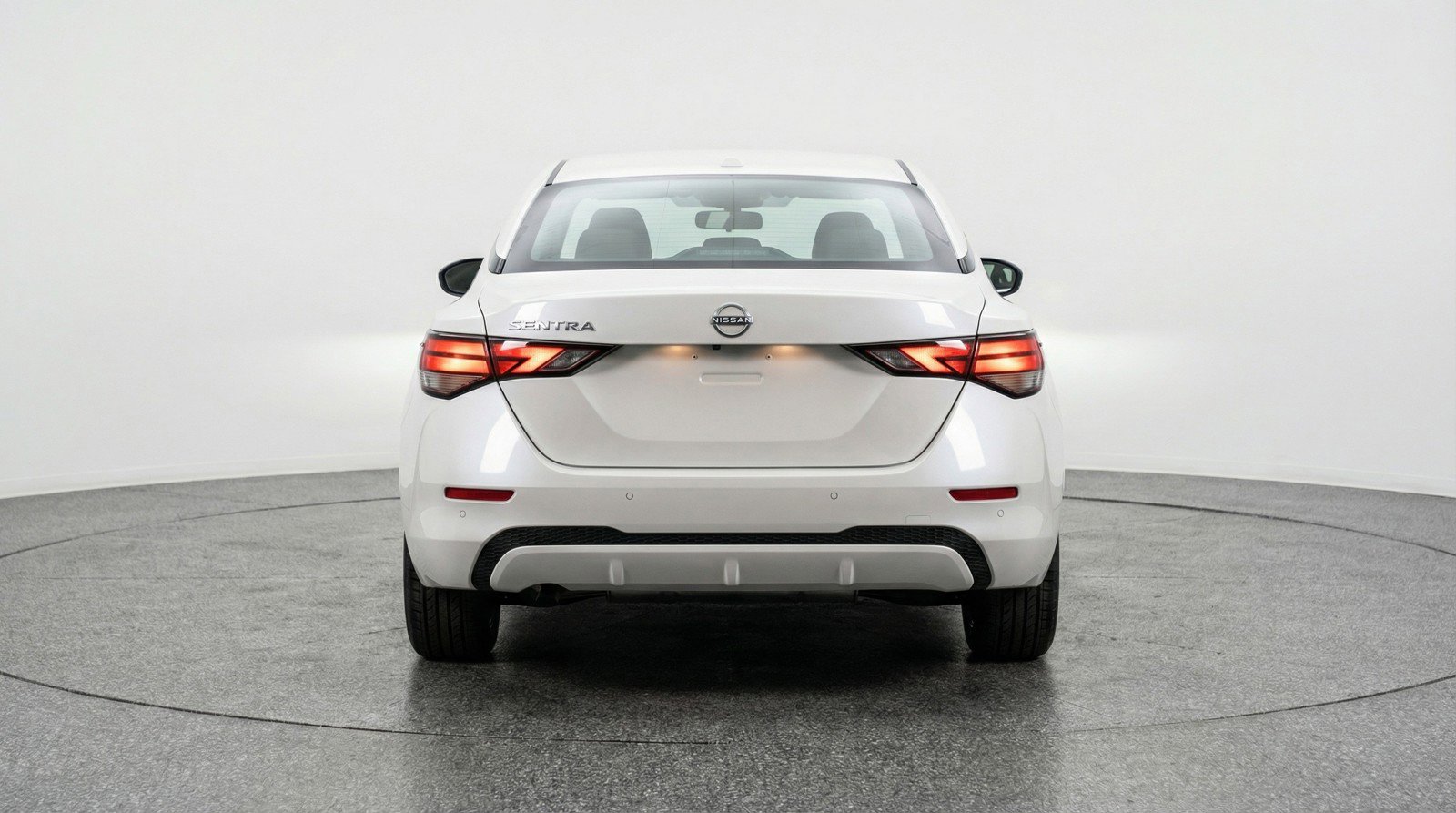 Used 2025 Nissan Sentra SV image 7