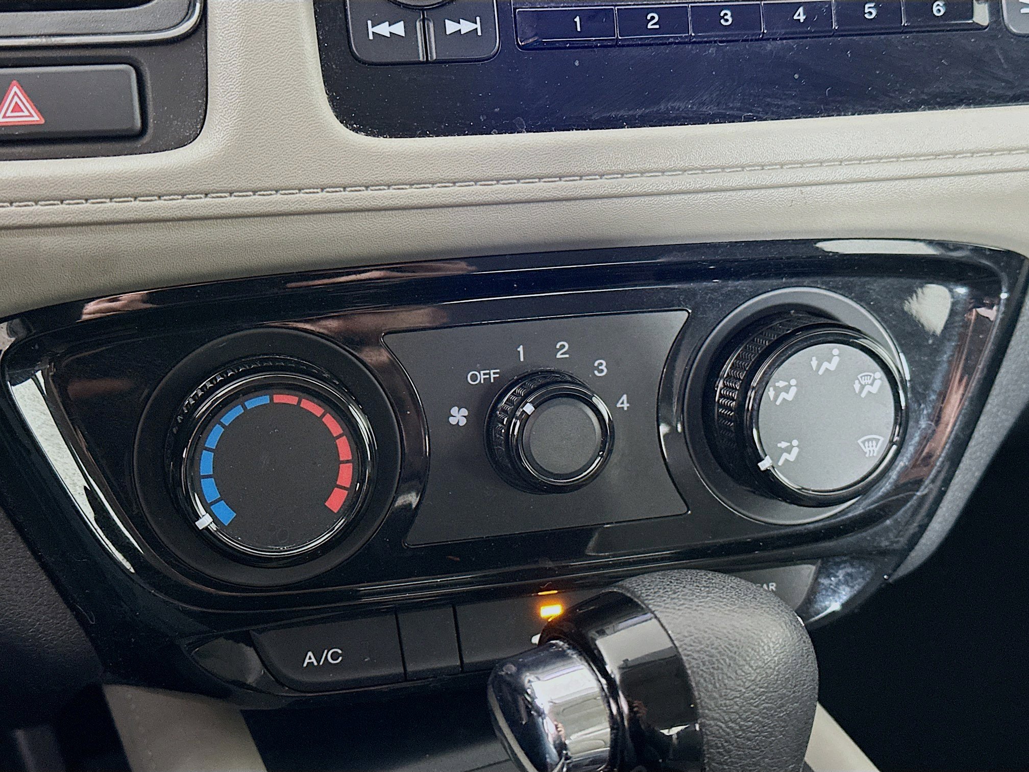 Used 2022 Honda HR-V LX image 23