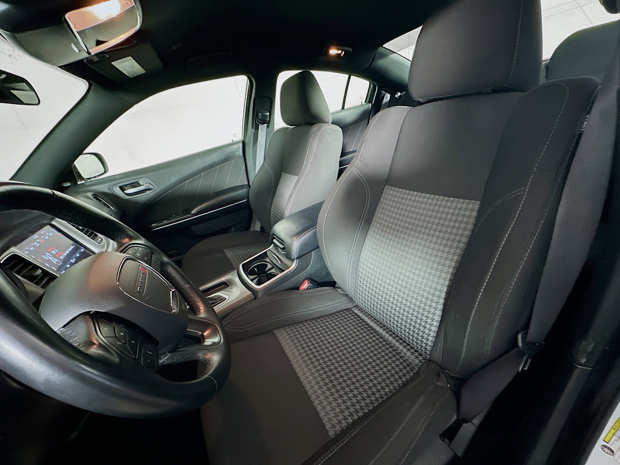 Used 2023 Dodge Charger SXT image 13