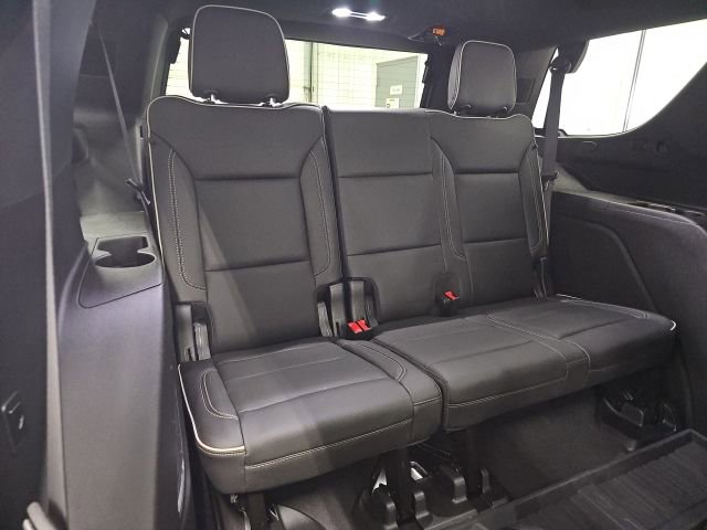 Used 2022 GMC Yukon SLT w/ SLT Luxury Package image 17