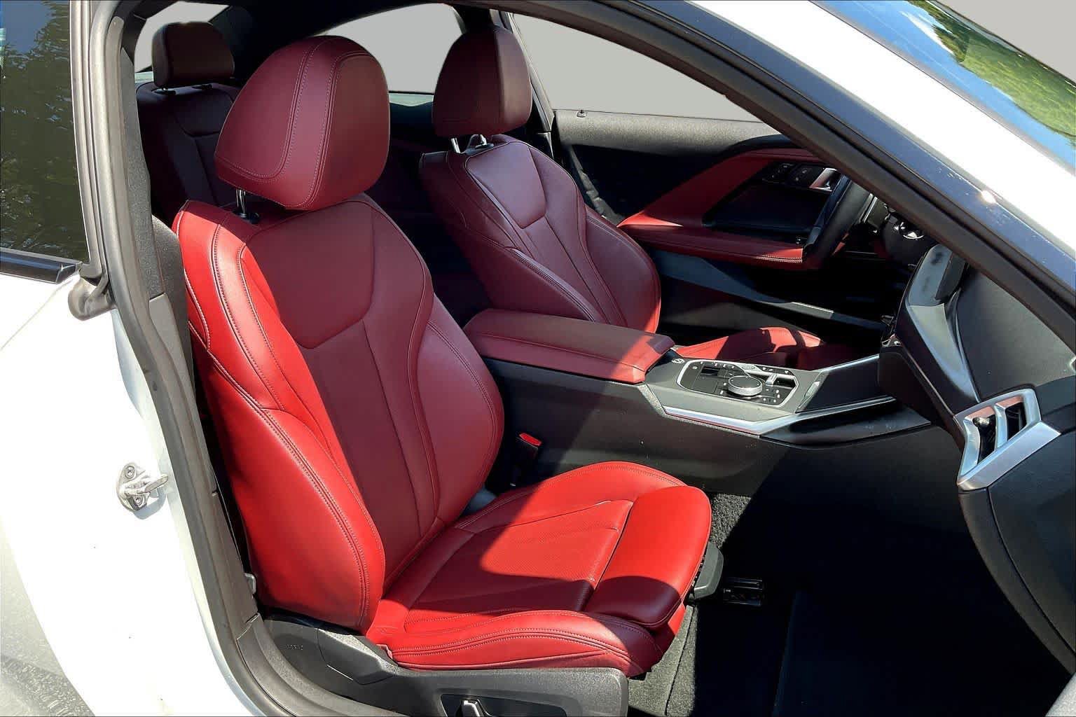 Used 2026 BMW 230i Coupe w/ Premium Package RWD image 9