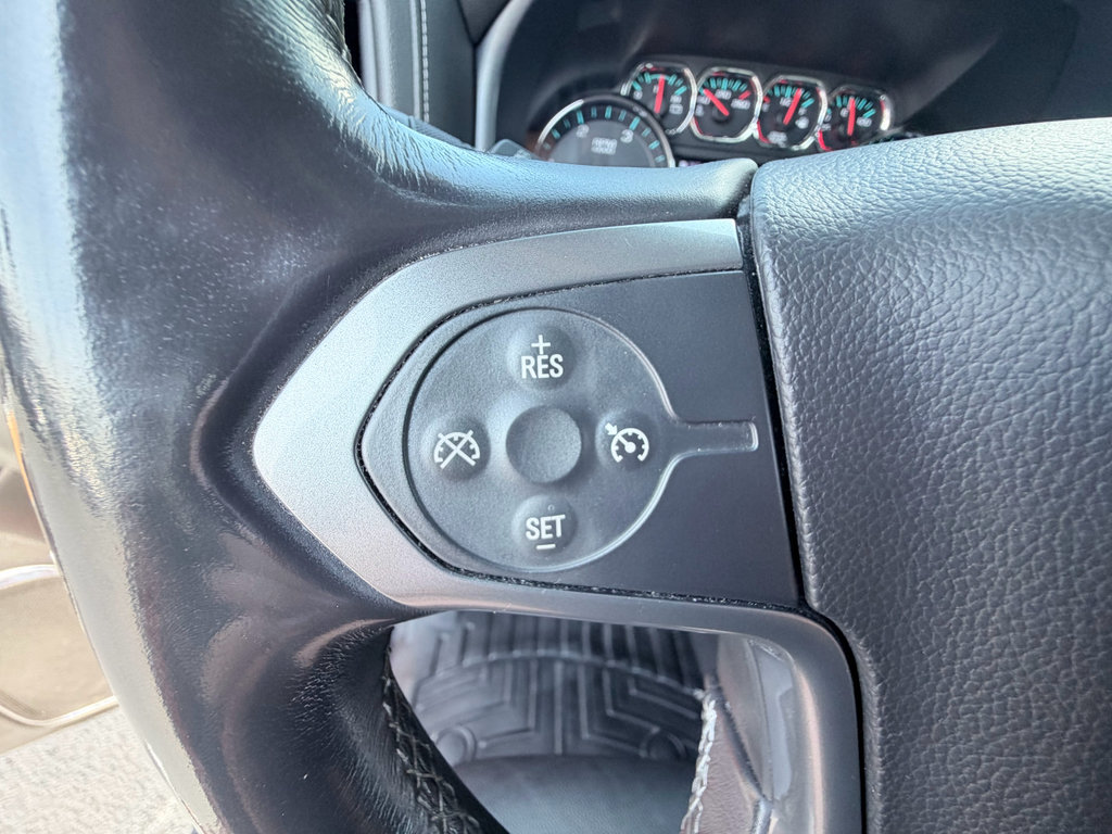 Used 2018 Chevrolet Silverado 2500 LTZ AWD/4WD image 15