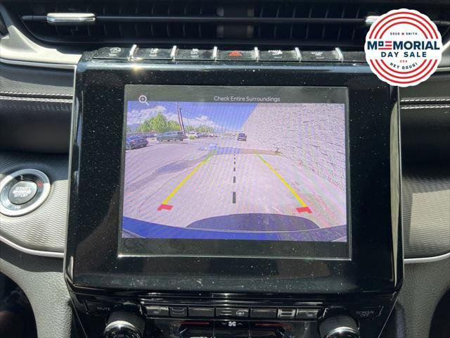 Certified 2025 Jeep Grand Cherokee L Altitude AWD/4WD image 18