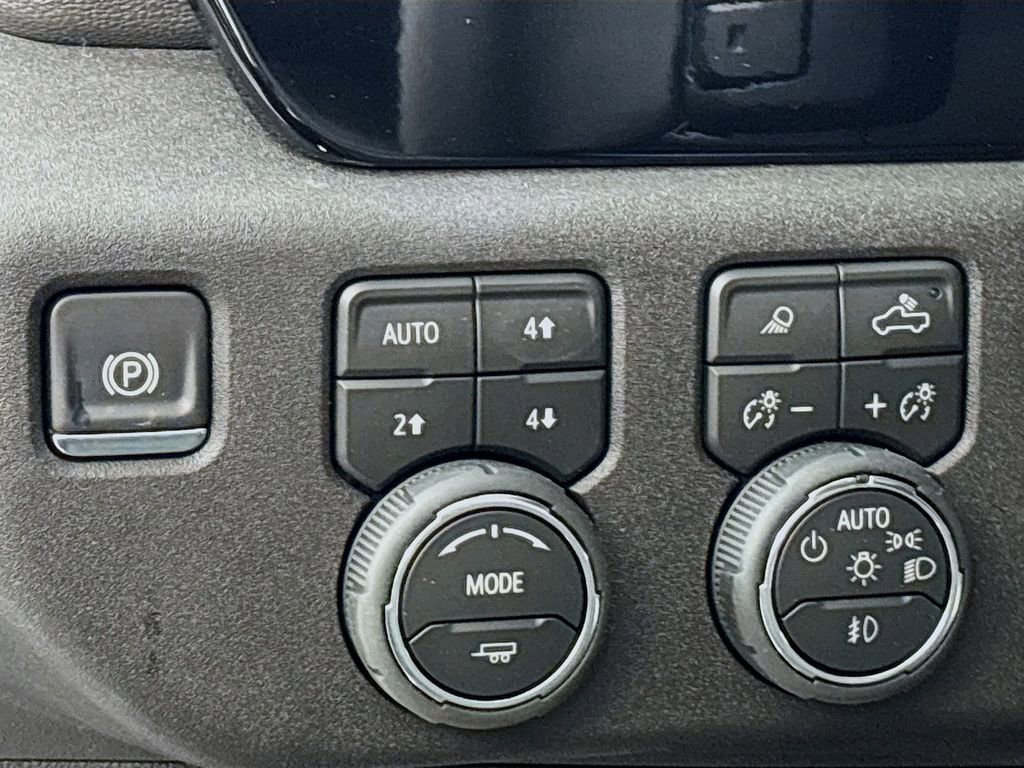 New 2026 Chevrolet Silverado 1500 LTZ w/ LTZ Premium Package image 10