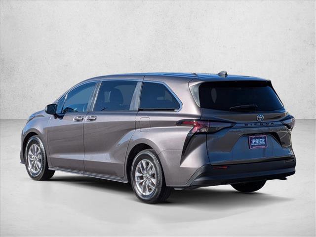 Used 2023 Toyota Sienna LE image 8
