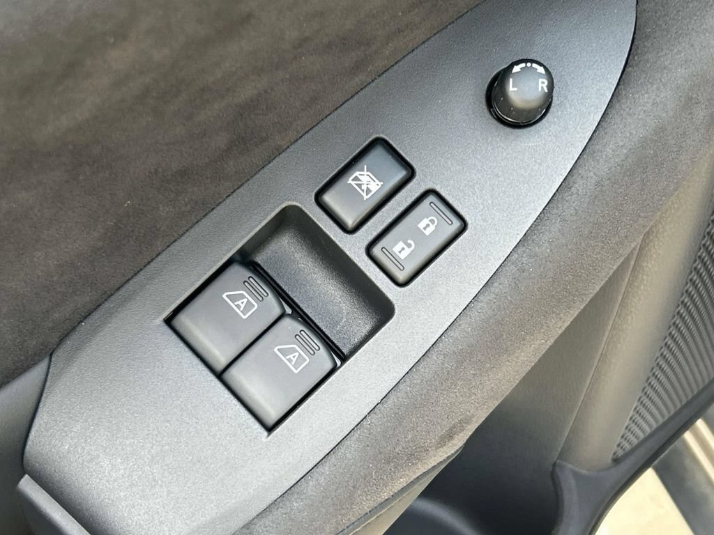 New 2025 Nissan Z Performance w/ Floor Mat Package RWD image 17