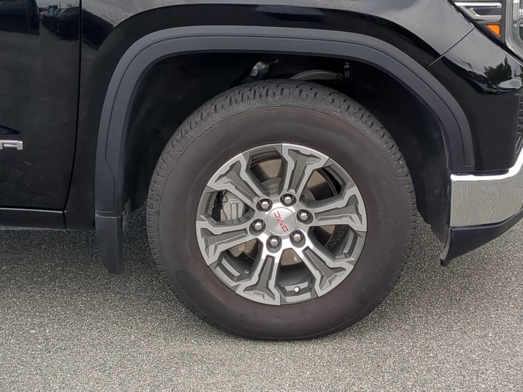 Used 2025 GMC Sierra 1500 SLT RWD image 10