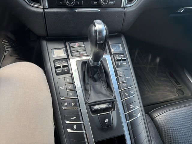 Used 2016 Porsche Macan S AWD/4WD image 10