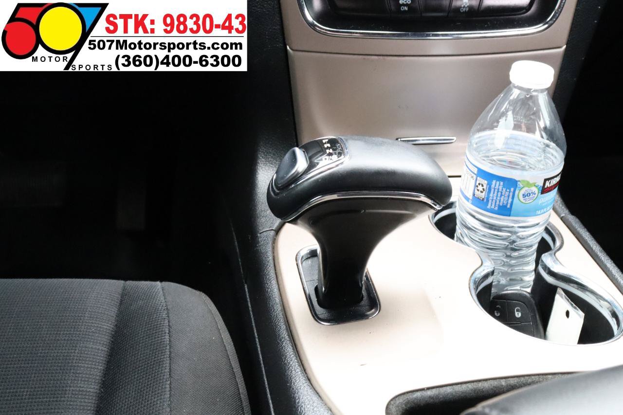 Used 2014 Jeep Grand Cherokee Laredo w/ 18" Wheel & 8.4" Radio Group AWD/4WD image 22