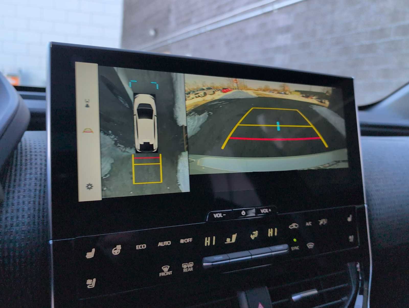 Used 2023 Subaru Solterra AWD image 31