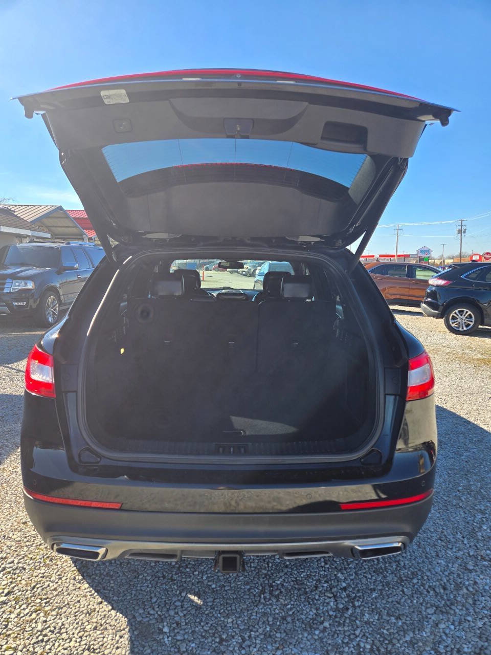 Used 2017 Lincoln MKX Reserve image 11