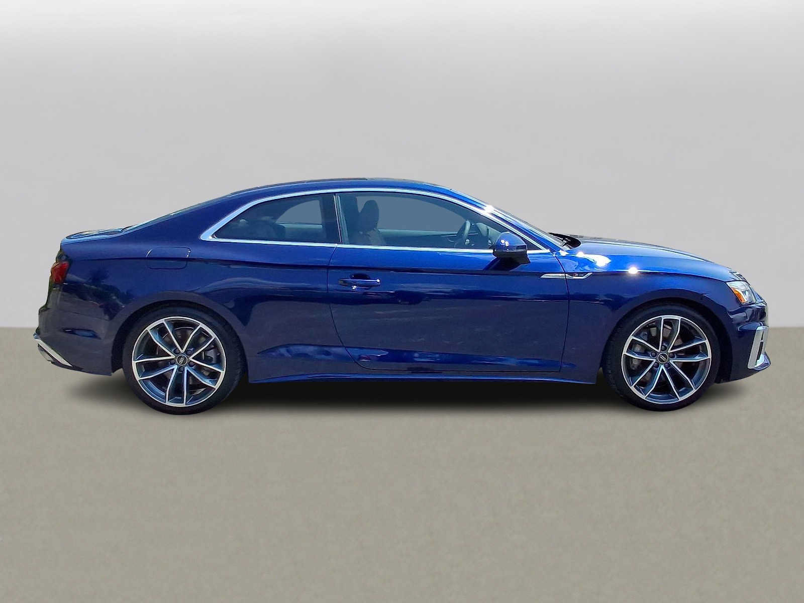Used 2023 Audi A5 2.0T Premium Plus w/ Premium Plus AWD/4WD image 32