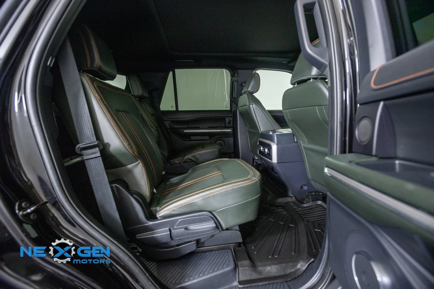 Used 2022 Ford Expedition Timberline w/ Equipment Group 501A AWD/4WD image 37