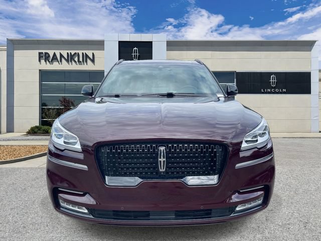 Certified 2024 Lincoln Aviator Black Label w/ Jet Package AWD/4WD image 8