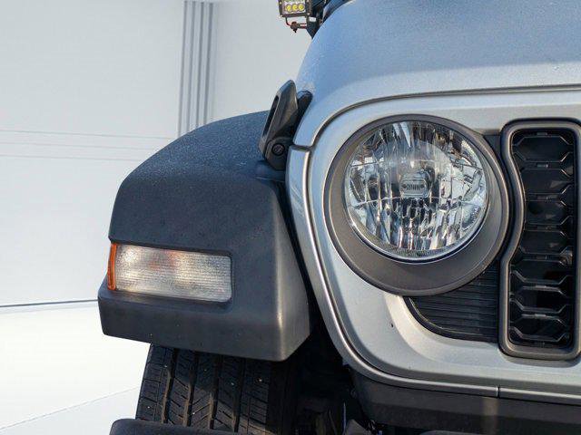 Certified 2024 Jeep Wrangler Sport S image 8