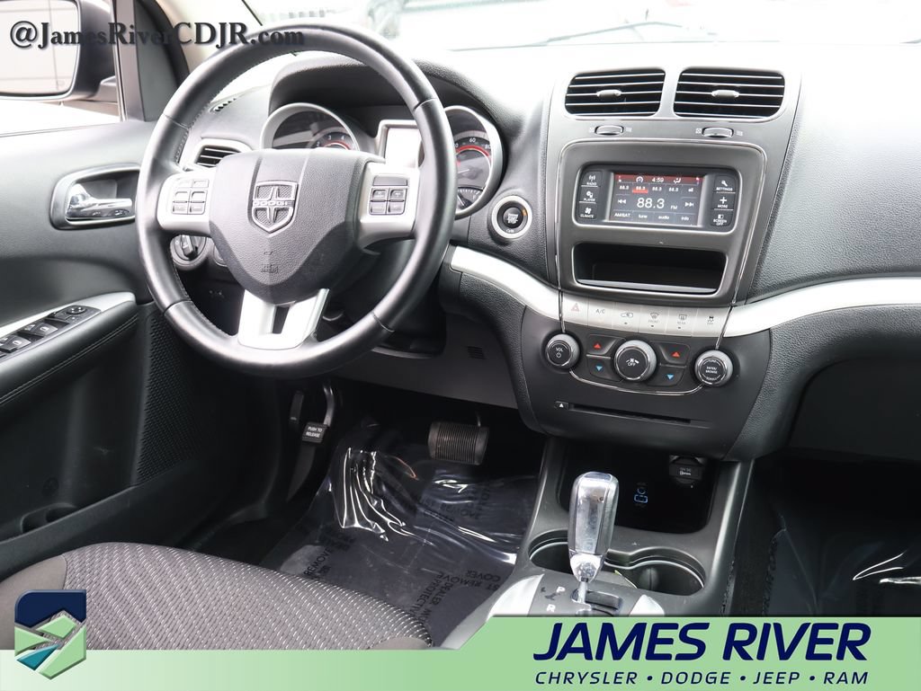 Used 2019 Dodge Journey SE w/ Premium Group FWD image 14