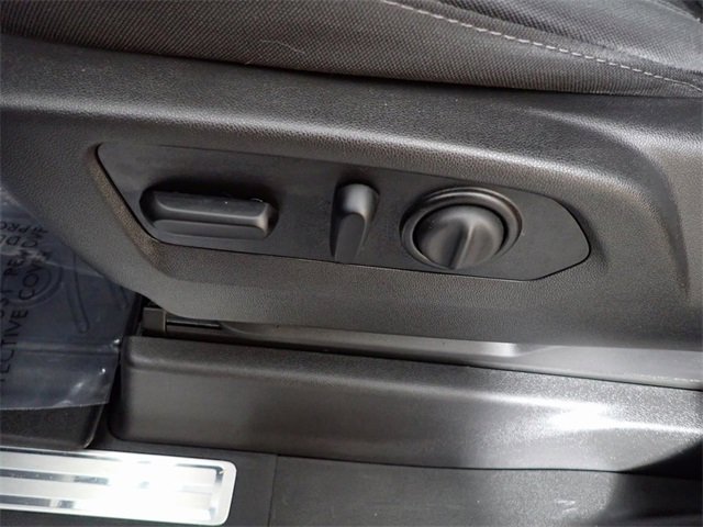 Used 2020 Chevrolet Silverado 1500 RST w/ All-Star Edition image 17