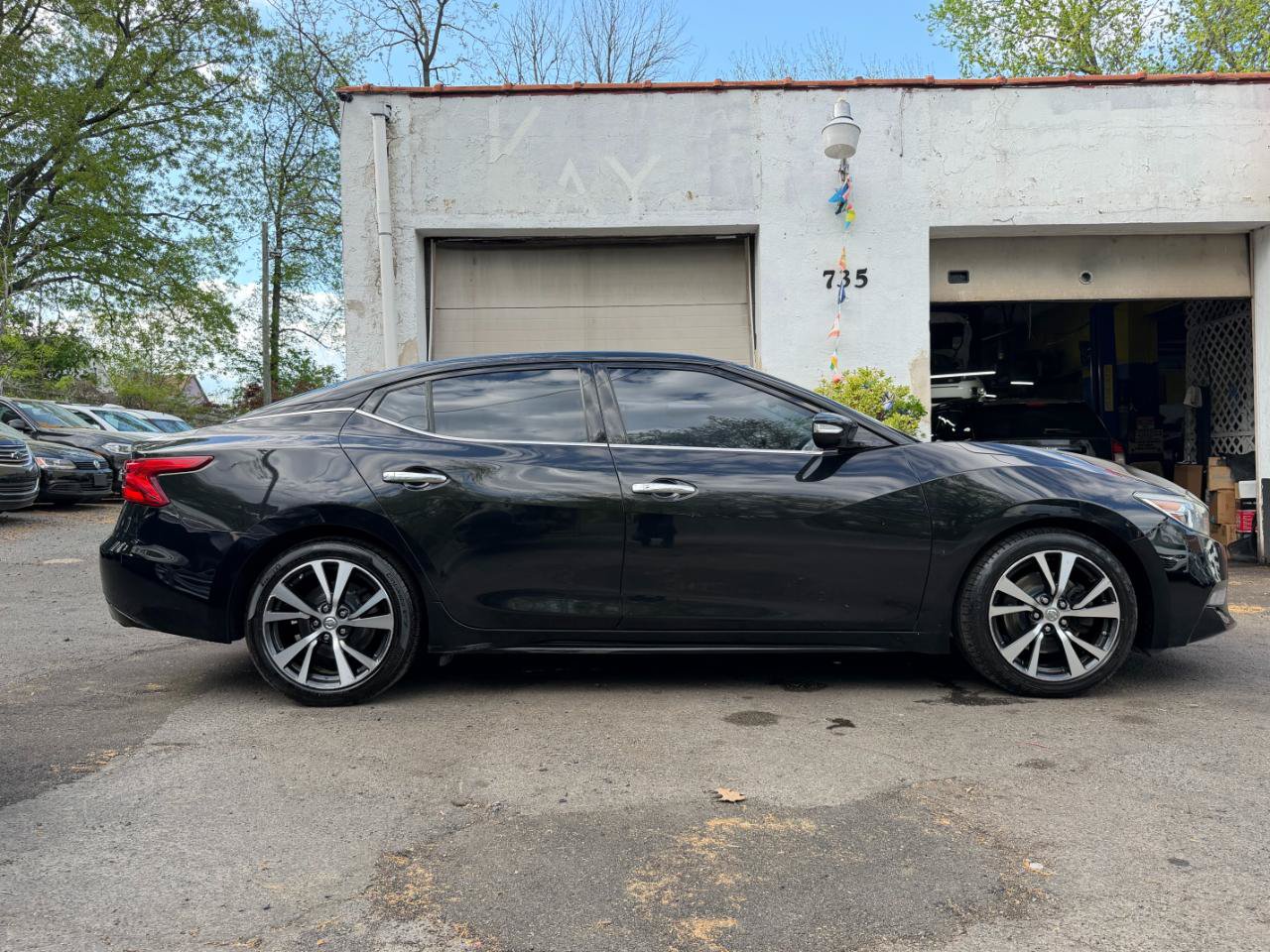 Used 2017 Nissan Maxima 3.5 SV FWD image 11