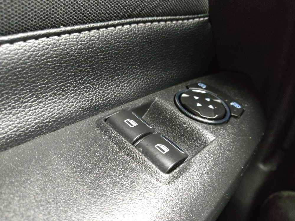 Used 2020 Ford Mustang Coupe RWD image 27