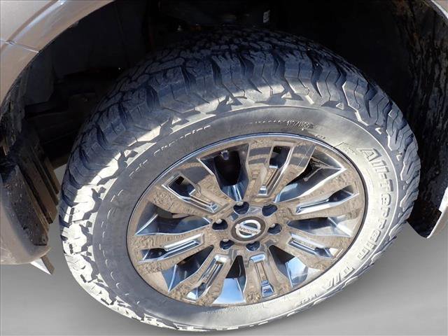 Used 2019 Nissan Titan Platinum Reserve w/ Platinum Utility Package image 5