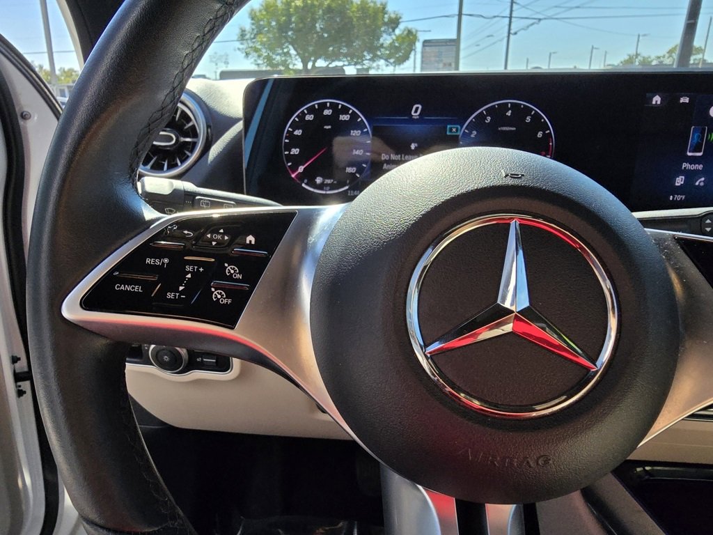 Used 2025 Mercedes-Benz GLA 250 image 18