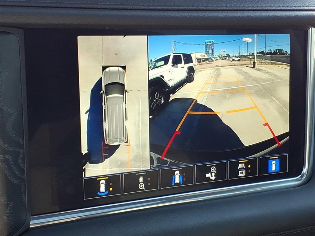 Used 2023 GMC Yukon Denali Ultimate image 31