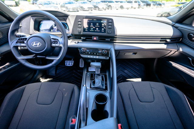 New 2026 Hyundai Elantra Sport FWD image 13